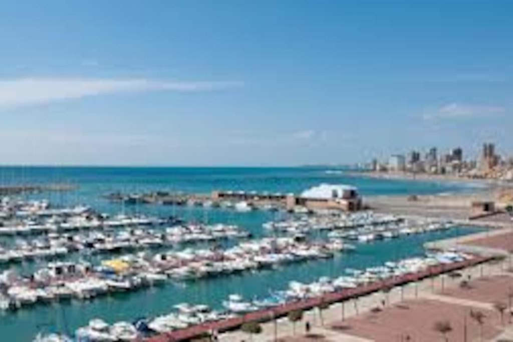 A 1 Minuto De La Playa Del Campello 아파트 외부 사진